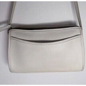 VTG COACH Taylor Bag Made in USA Bone White Leather Purse F4C-9944 Crossbody